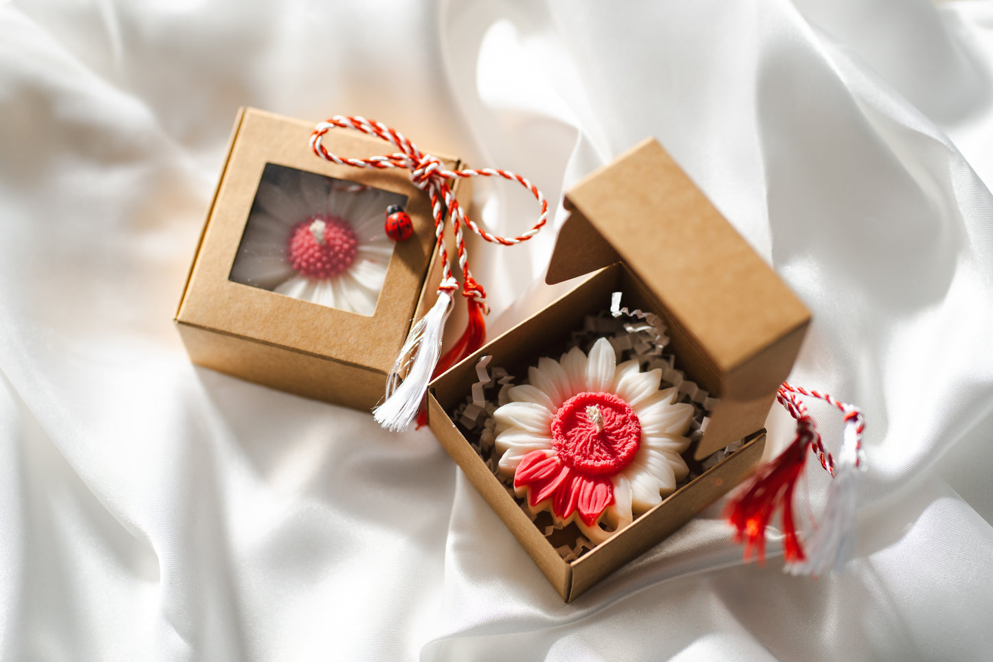 Mărțișor lumânare parfumată din ceară naturală de soia