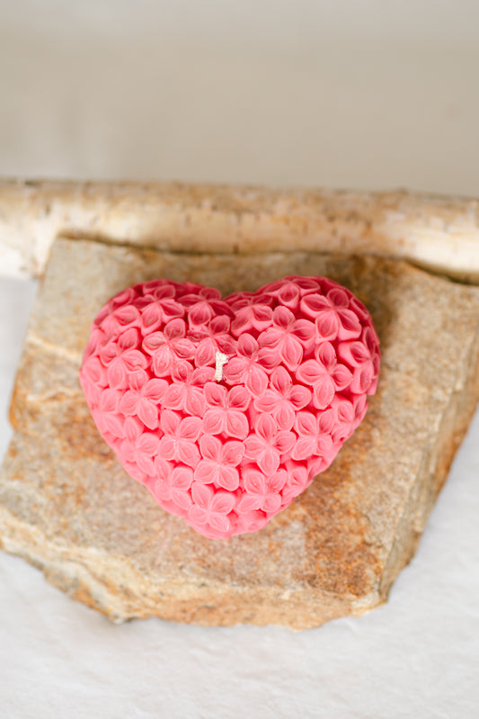 Lumânare parfumată din ceară de soia – inimă florala