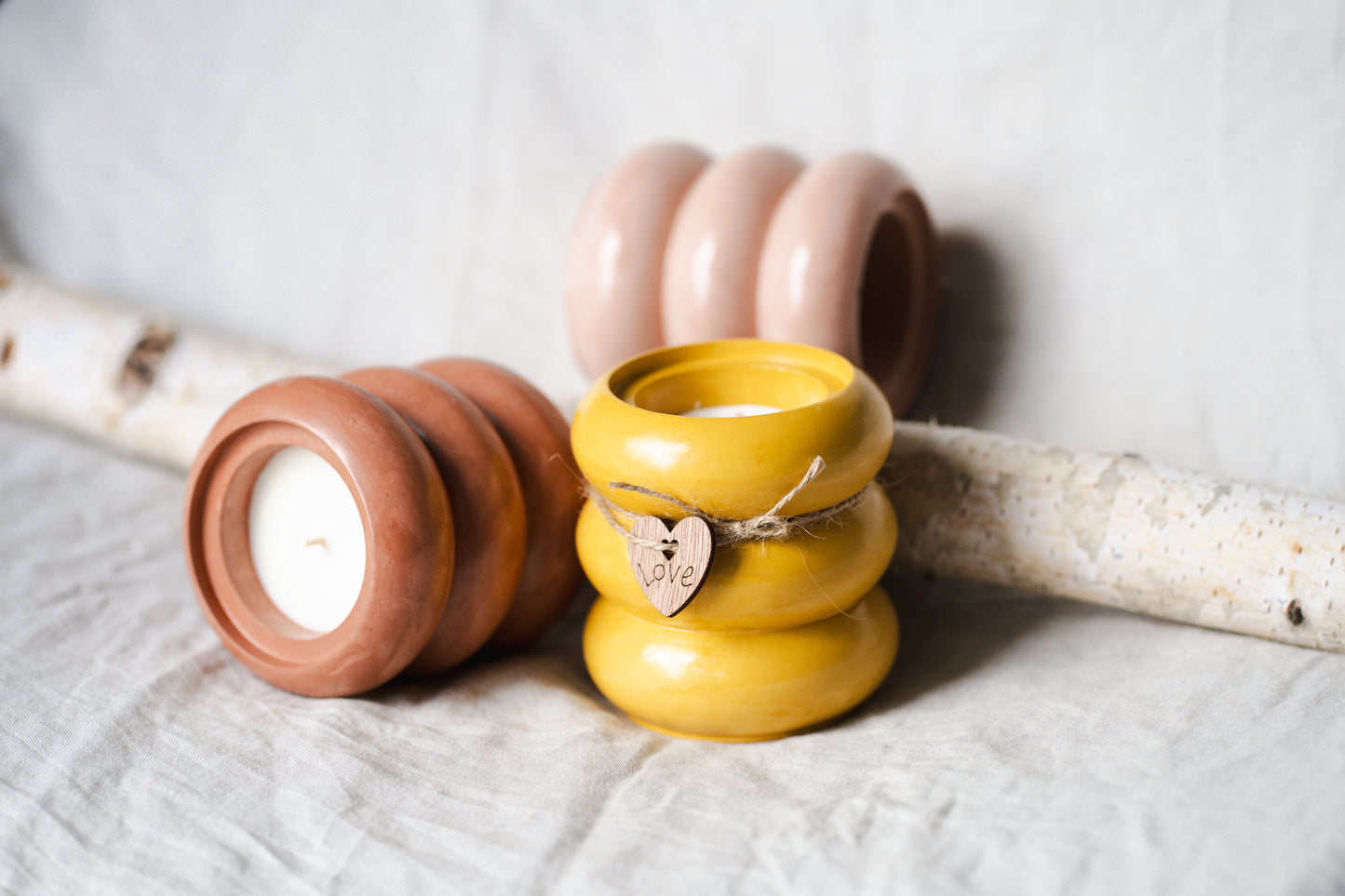 Lumânare parfumată din ceară de soia – recipient ceramic