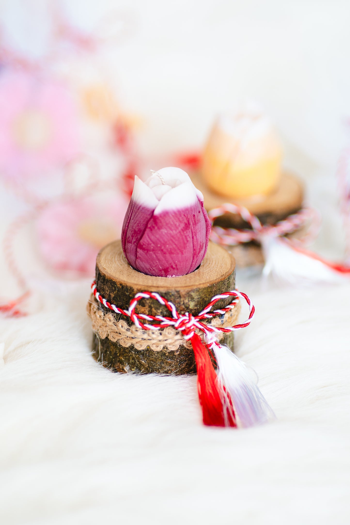 🌸 Mărțișor cadou 1 martie -lumânare parfumată pe suport de lemn