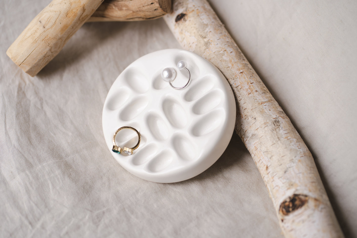 Suport organizator bijuterii din praf ceramic