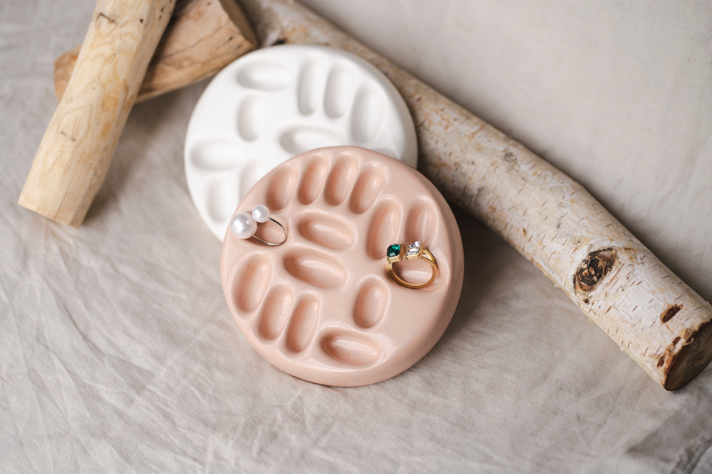 Suport organizator bijuterii din praf ceramic