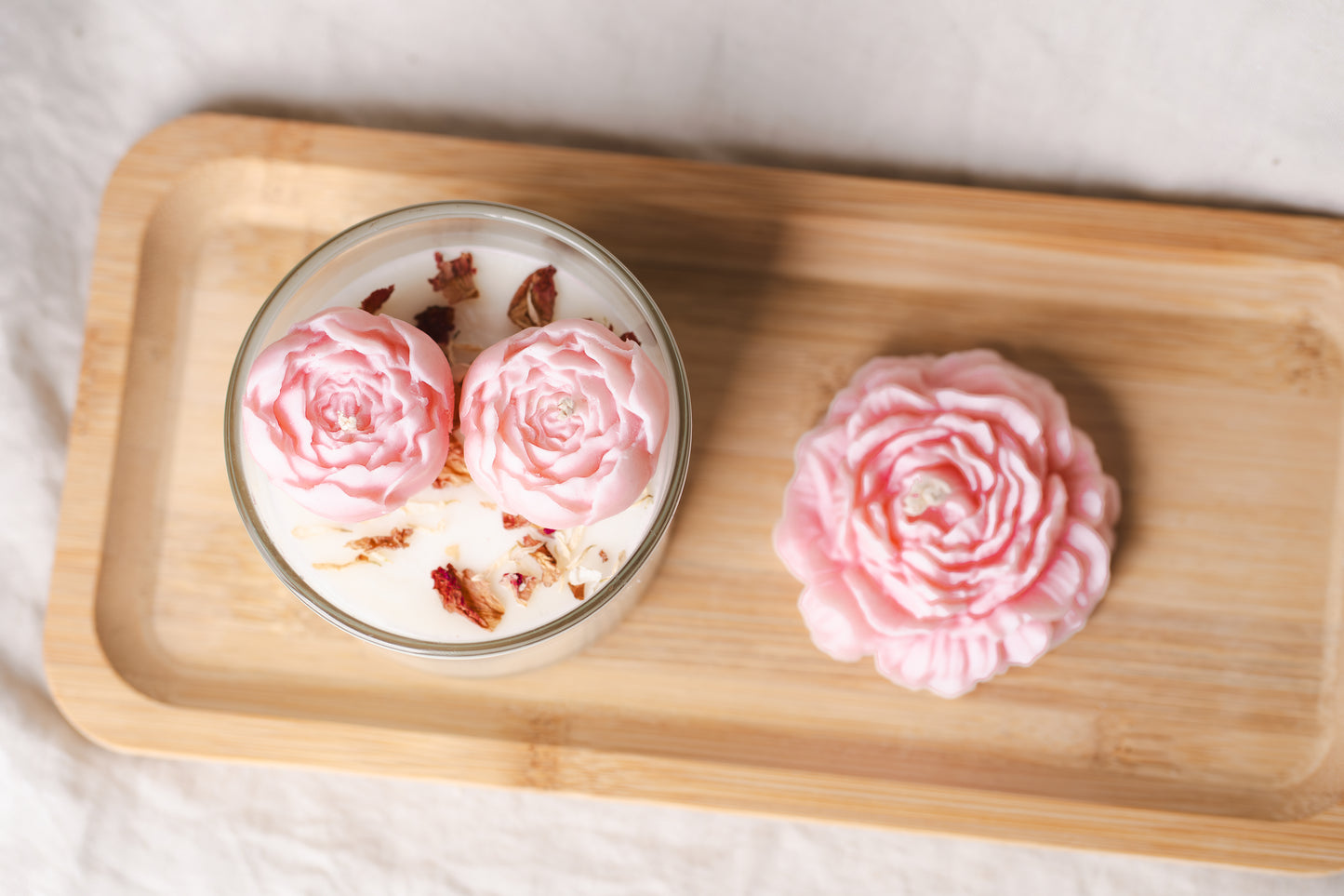 Lumânare parfumată din ceară de soia – în pahar de sticlă