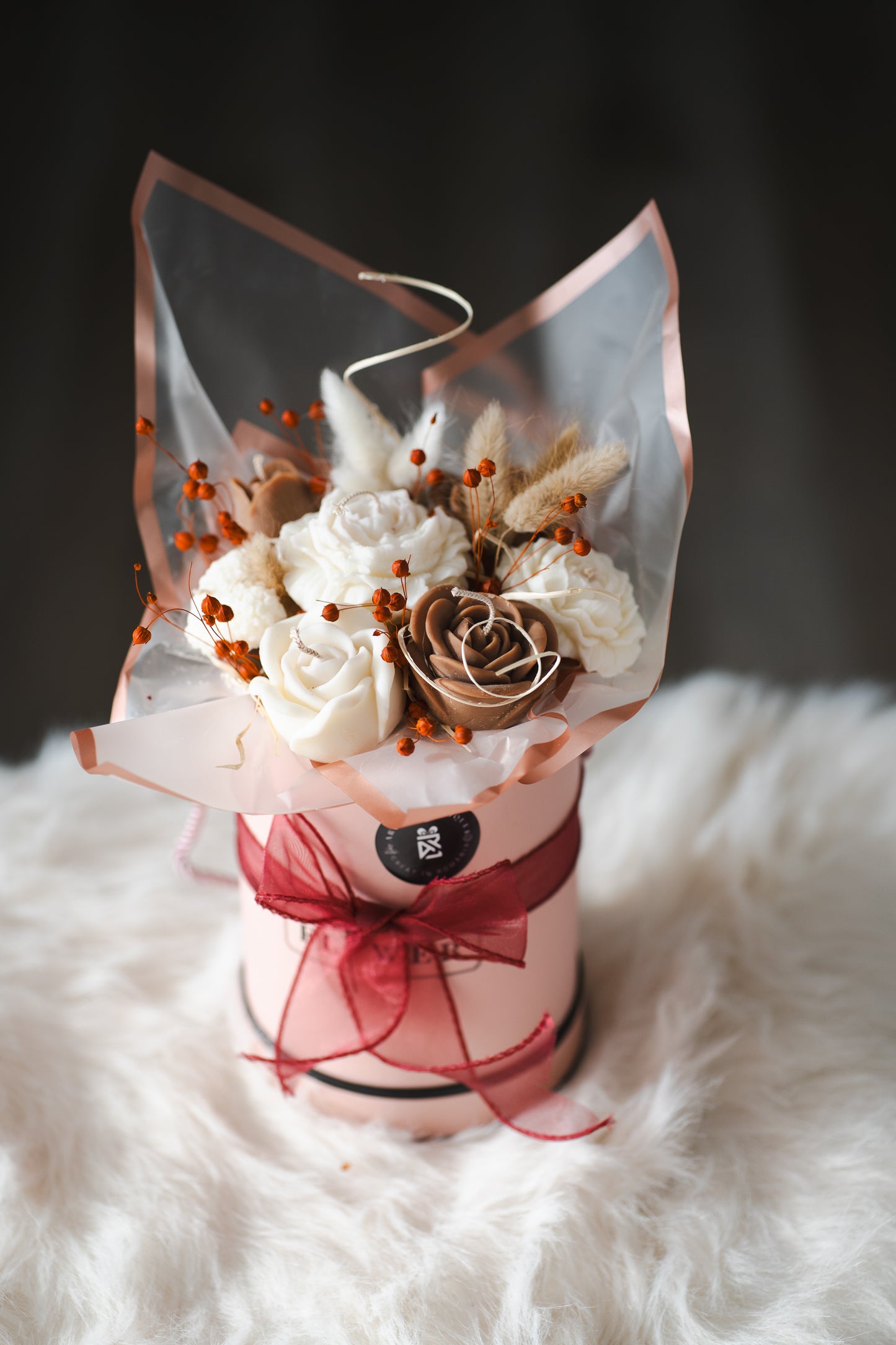 Buchet de flori din lumânări parfumate din ceară naturală de soia