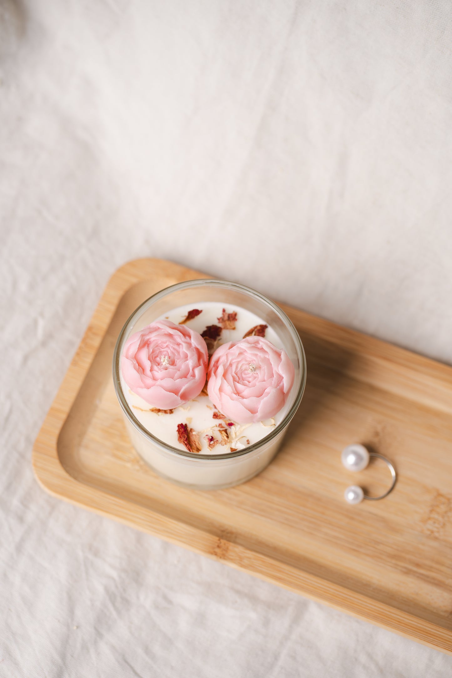 Lumânare parfumată din ceară de soia – în pahar de sticlă