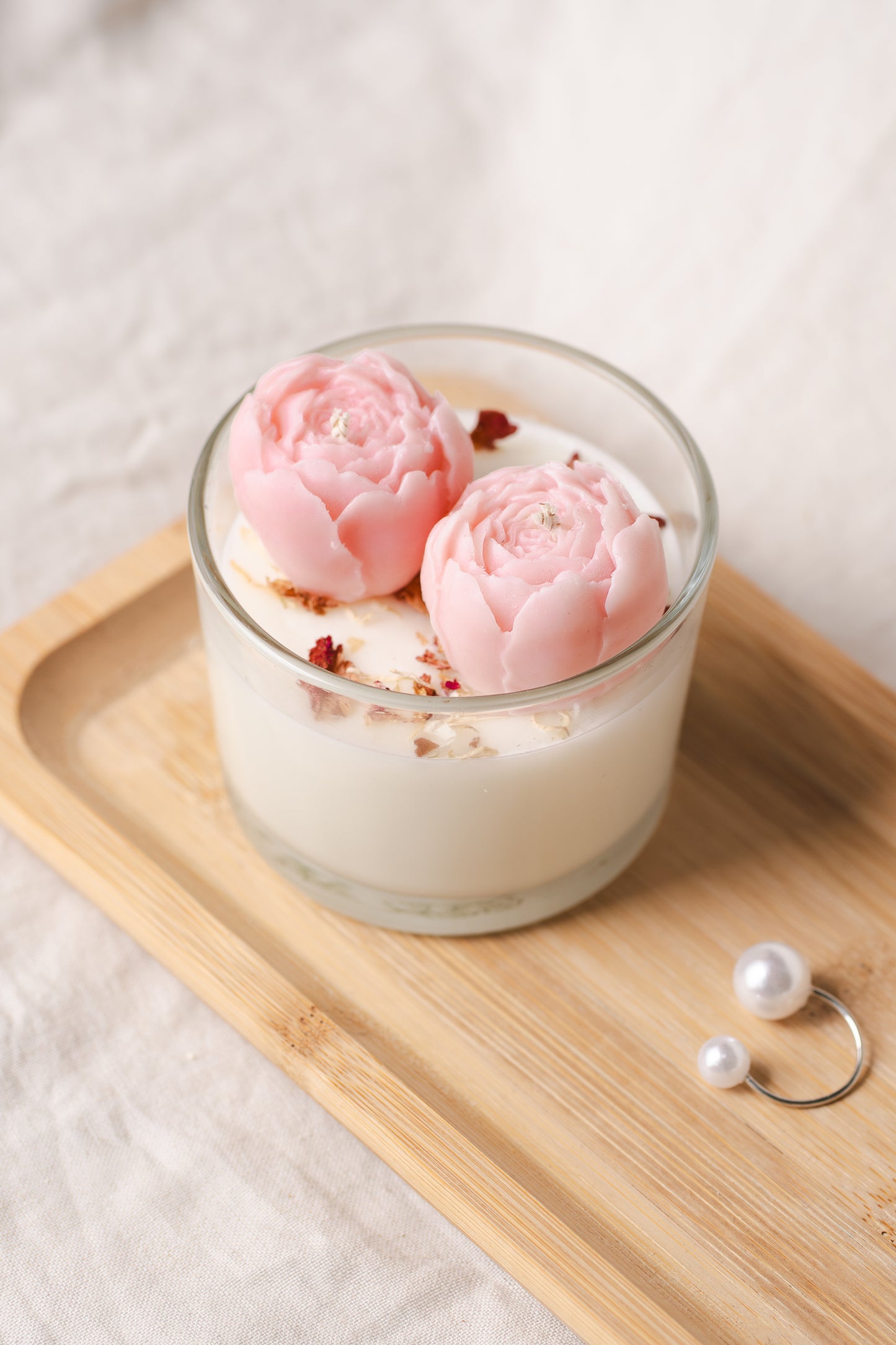 Lumânare parfumată din ceară de soia – în pahar de sticlă