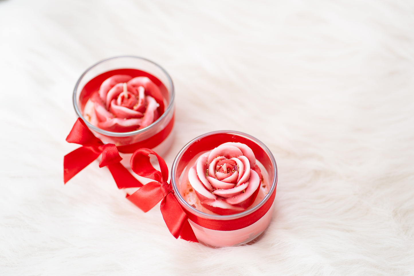 Lumânare parfumată din ceară de soia – trandafir