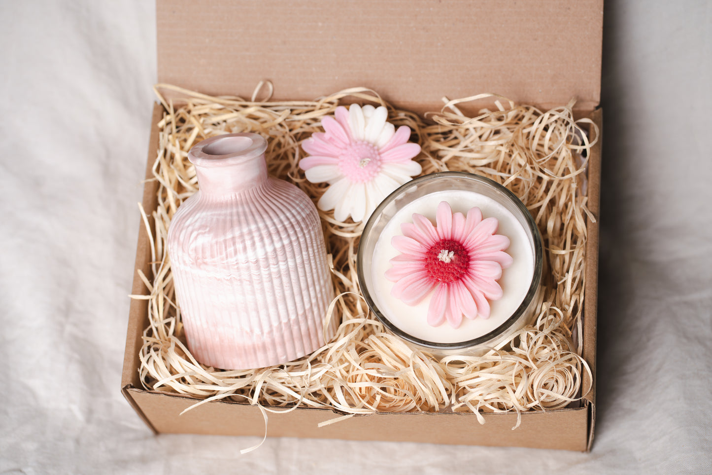 Set cadou handmade – vază și lumânare parfumată