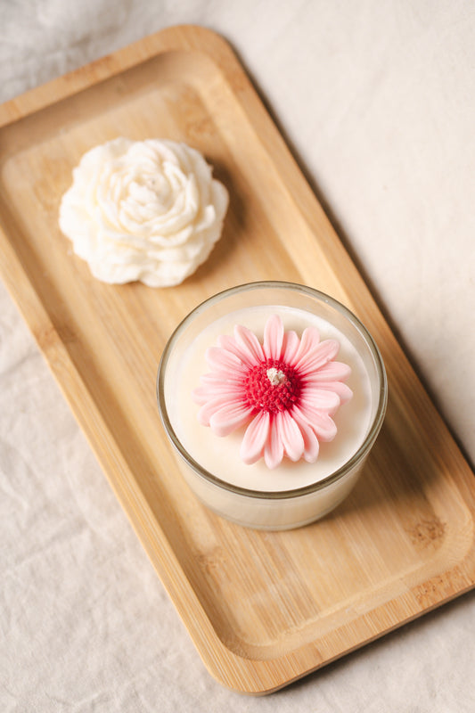 Lumânare parfumată din ceară de soia – în pahar de sticlă