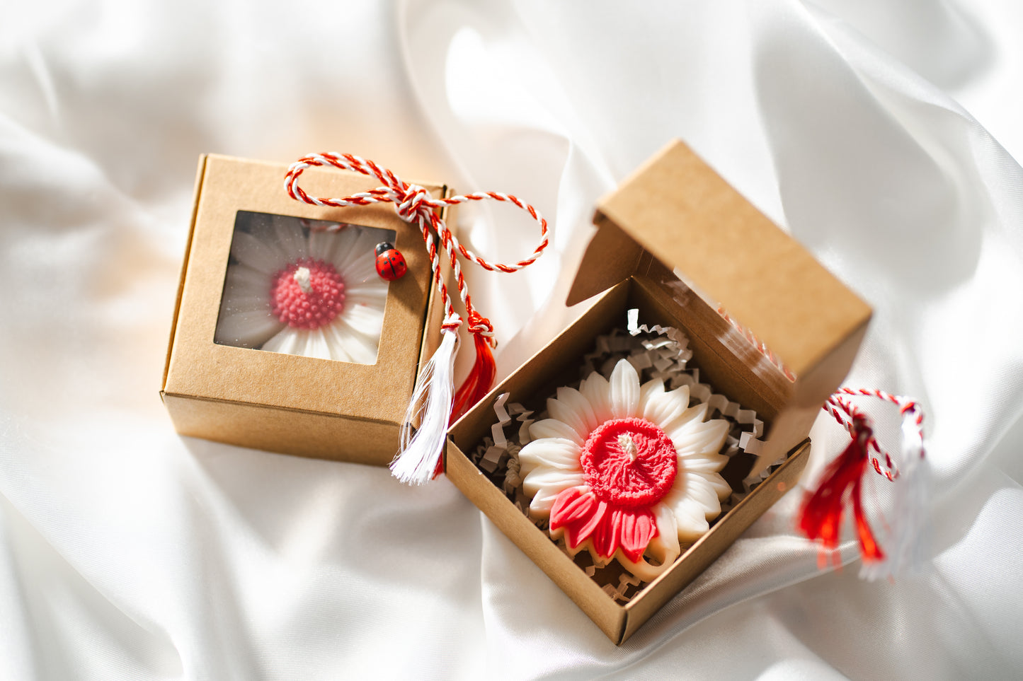 Mărțișor lumânare parfumată din ceară naturală de soia