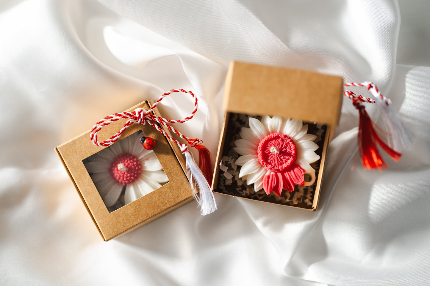 Mărțișor lumânare parfumată din ceară naturală de soia