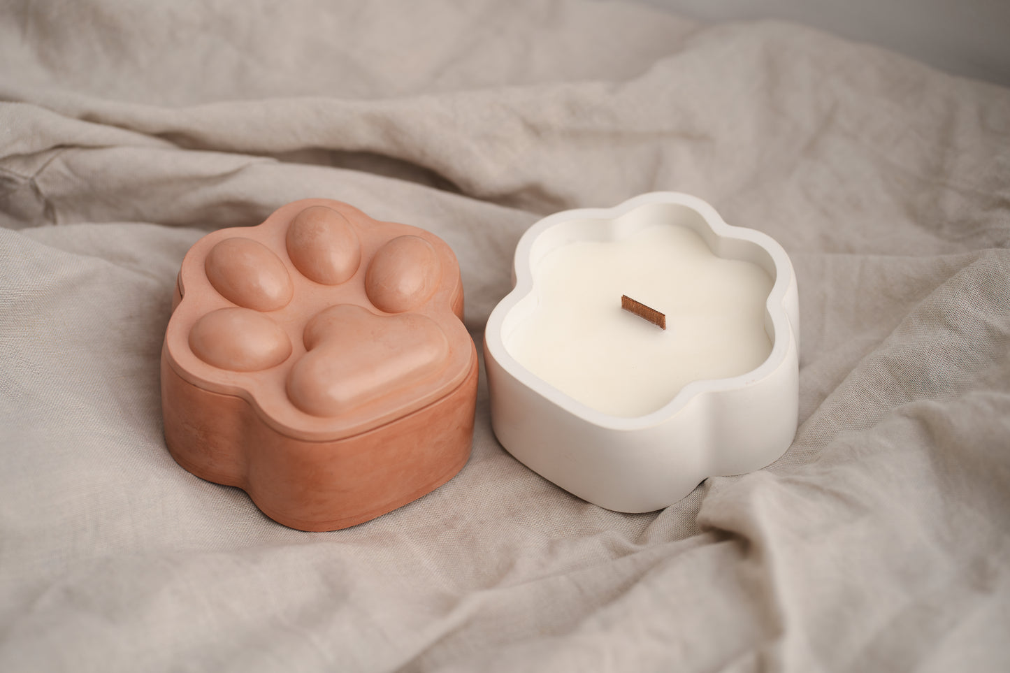 Lumânare parfumată din ceară de soia – ideală pentru iubitorii de animale