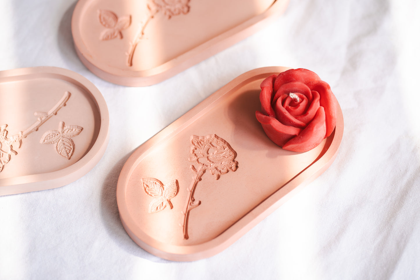 Tavă ceramică – model trandafir