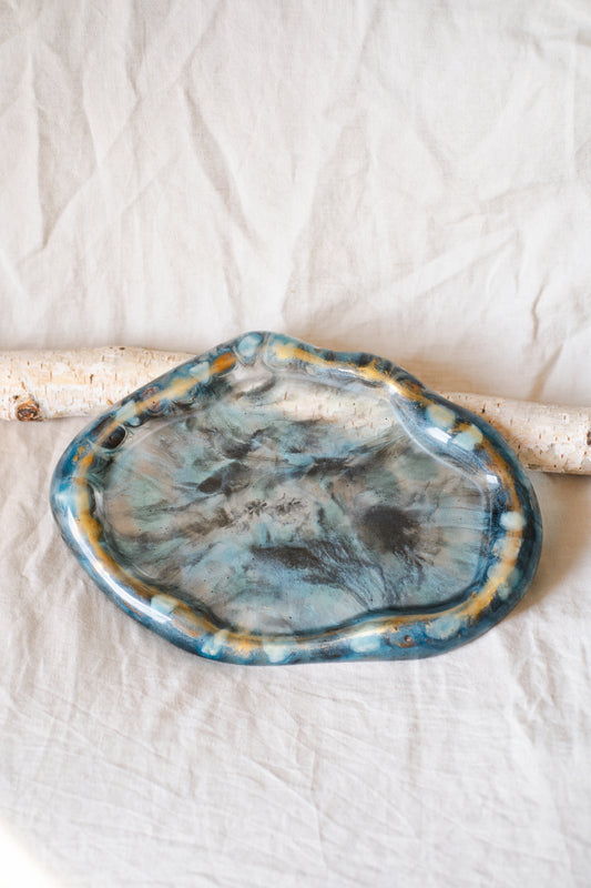 Tavă decorativă din rășină epoxidică - cadou unicat