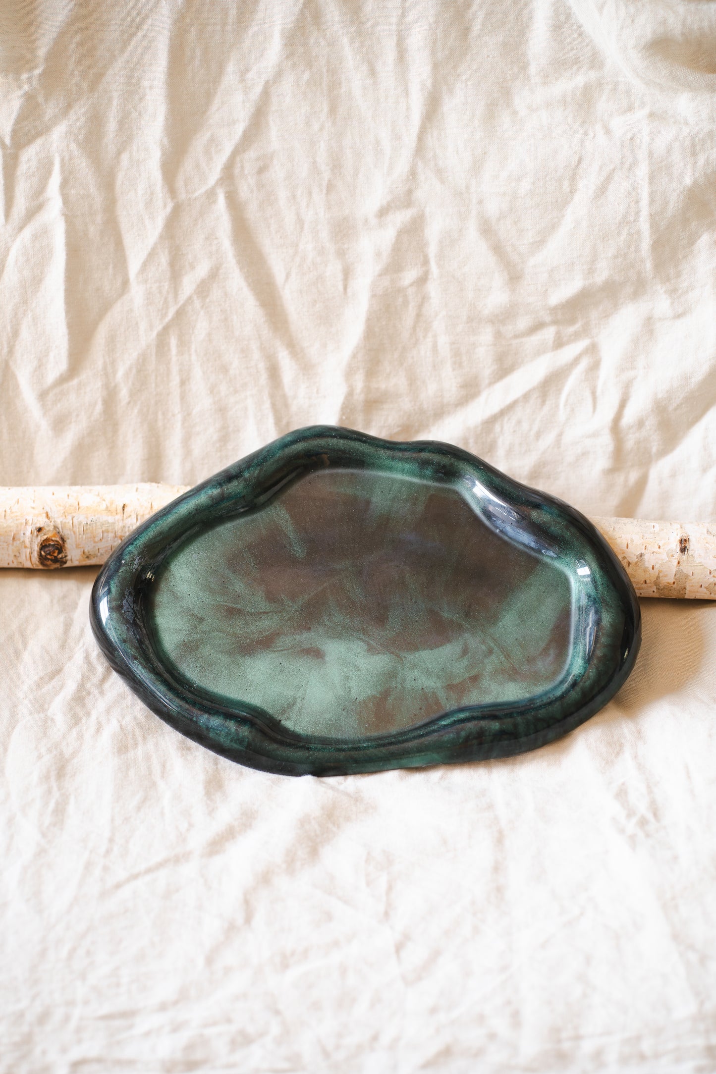 Tavă decorativă din rășină epoxidică - cadou unicat